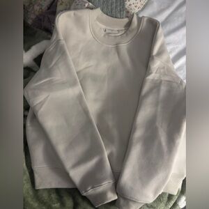 Cream Comfrt Crewneck Sweatshirt